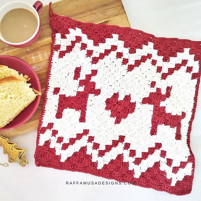 Crochet Nordic Reindeer Dishcloth Pattern 