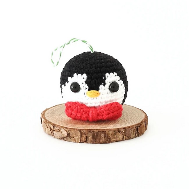 Crochet Penguin Ornament Pattern