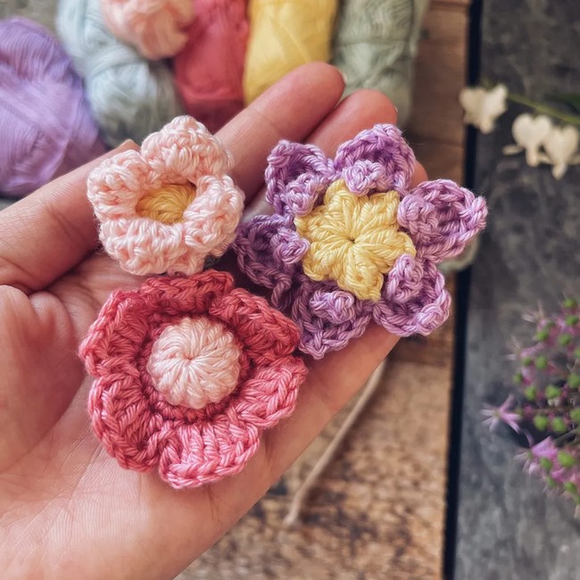 Crochet Poppy Pearl Flower Pattern 