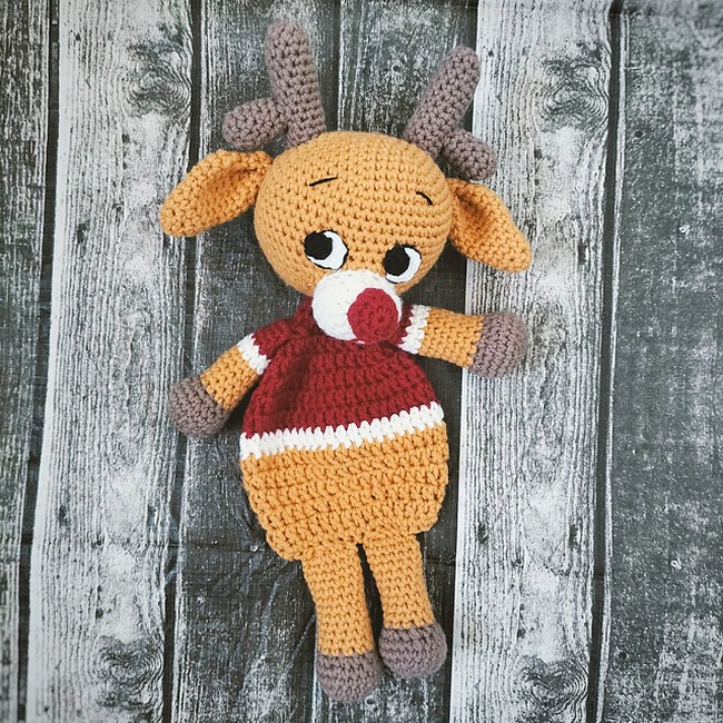 Crochet Reindeer Lovey Pattern