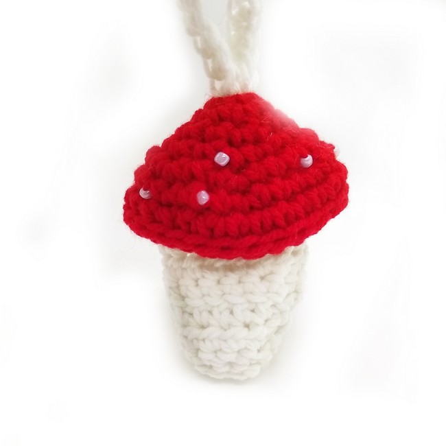 Crochet Small Mushroom Pouch Pattern