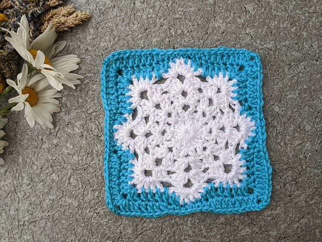 Crochet Snowflake Granny Square Pattern