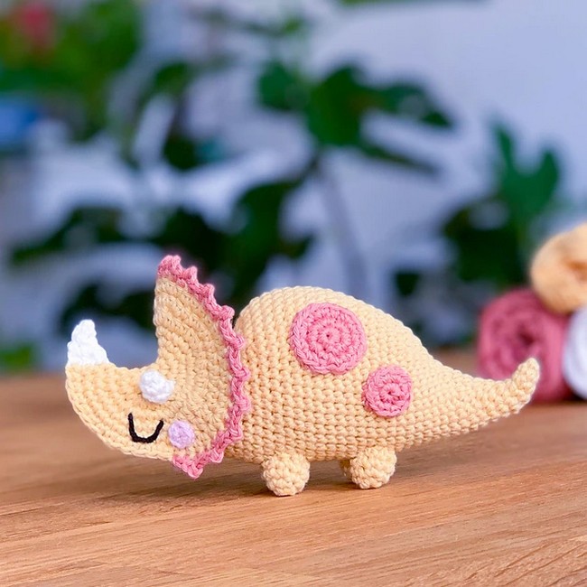 Crochet Triceratops Dinosaur Pattern