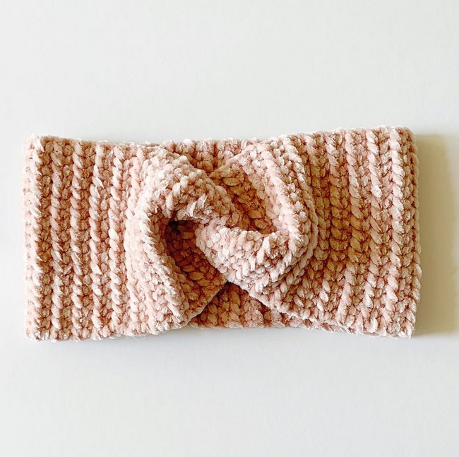 Crochet Velvet Twist Headband Pattern