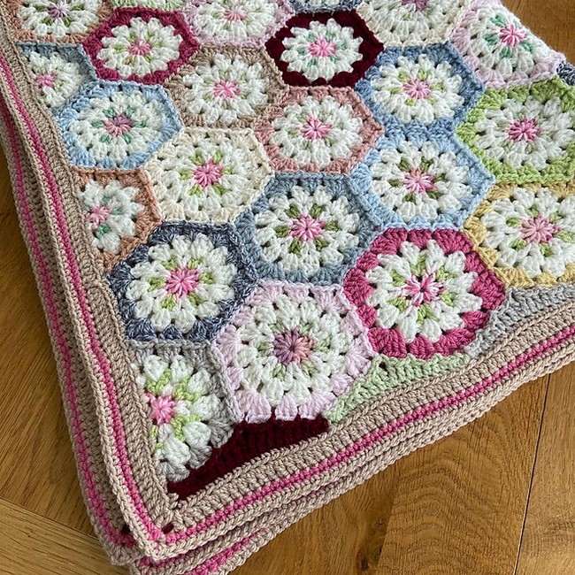 Crochet Vintage Hexies Pattern