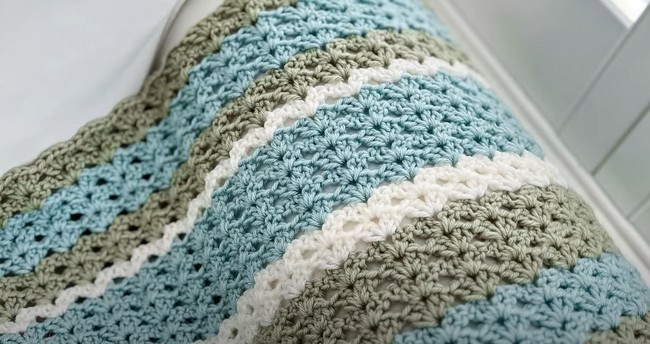 Easy Lap Blanket Crochet Tutorial