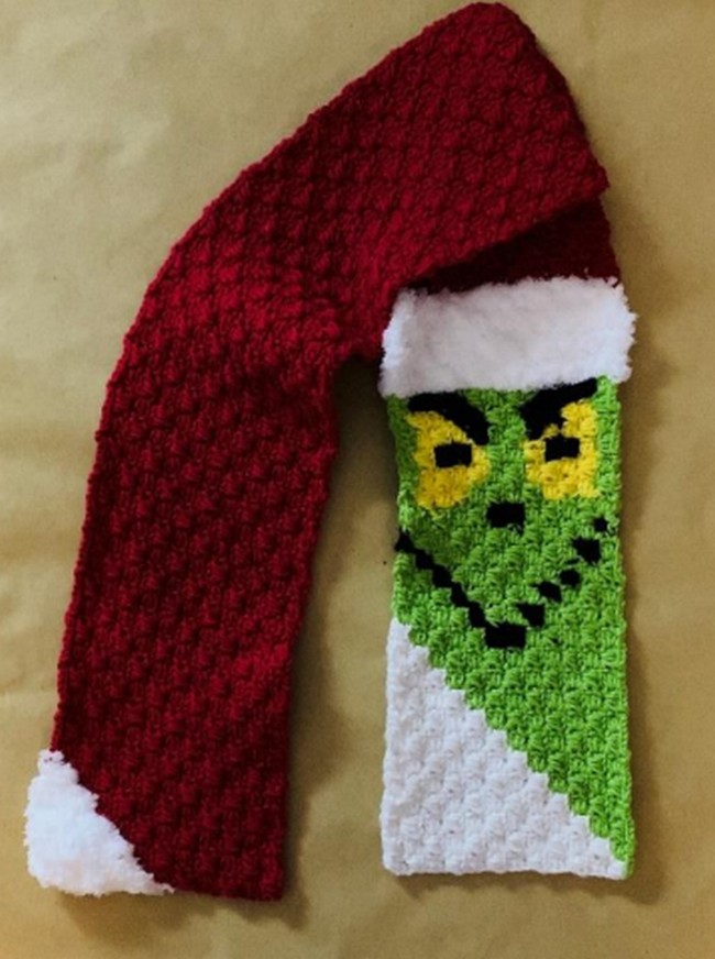 Free C2C Grinch Scarf Pattern