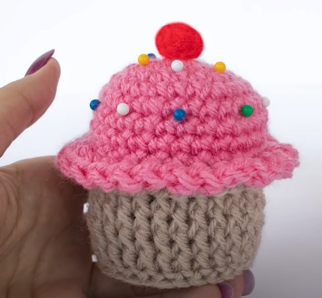 How To Crochet A Cupcake Easy