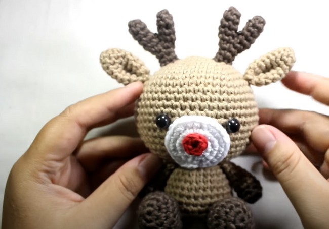 How To Crochet Reindeer 