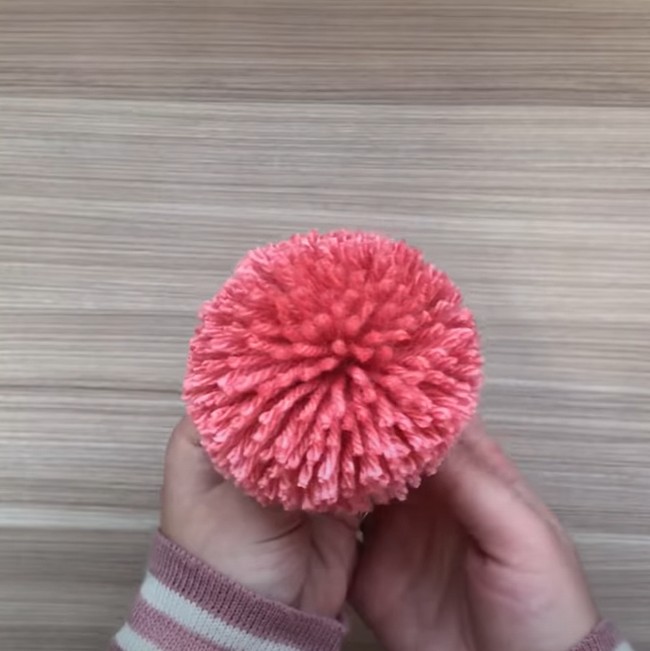 How To Make Perfect Pompom In A Simple And Easy Way