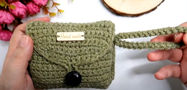 How to Crochet a Trifold Wallet