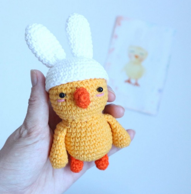 Crochet Easter Chicken With Bunny Ears Pattern