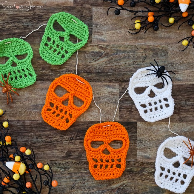 Crochet Halloween Skull Garland Pattern