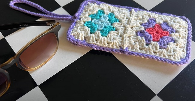 Crochet Sunglasses Case Tutorial