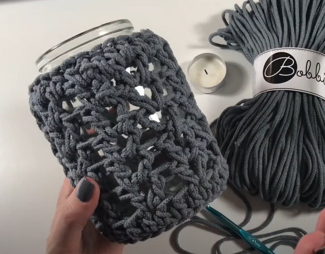 Easy To Crochet Jar Cover Tutorial