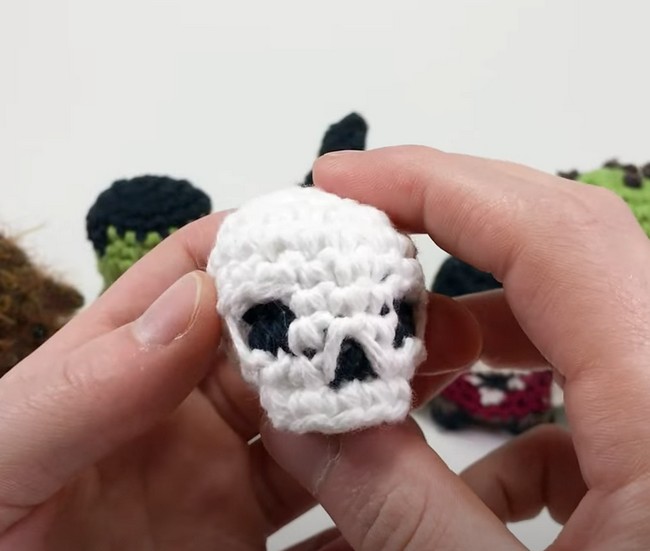 How To Crochet A Skull