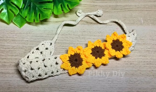 How To Crochet Headband With Sunflower