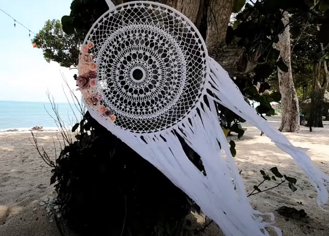 How To Make A Giant Crochet Dreamcatcher