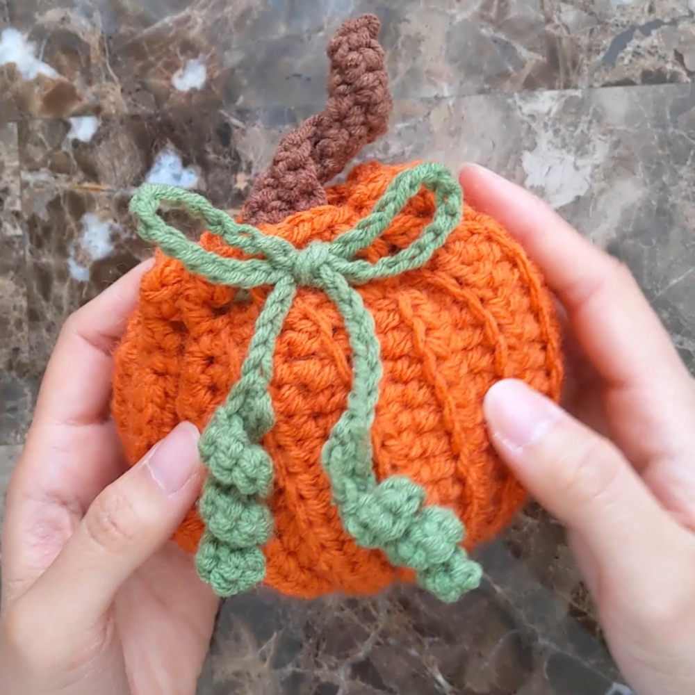 Crochet Foldable Pumpkin Bag Free Pattern