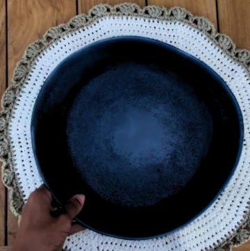 Crochet Placemat with 3 Simple Stitches
